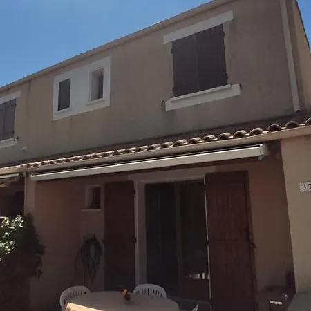 Dom wakacyjny Maison Dolce A 900m De La De